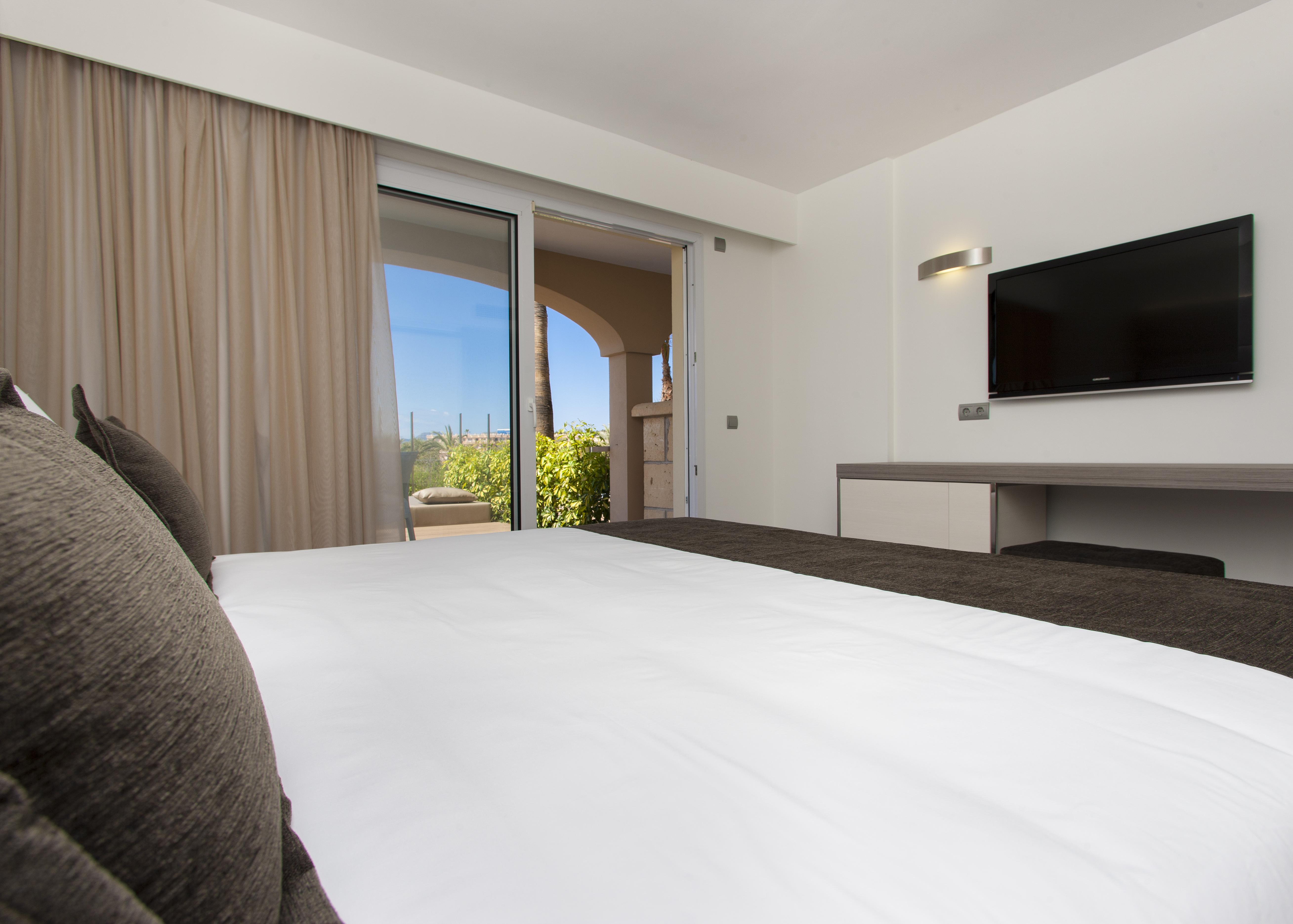 Insotel Cala Mandia Resort Eksteriør billede