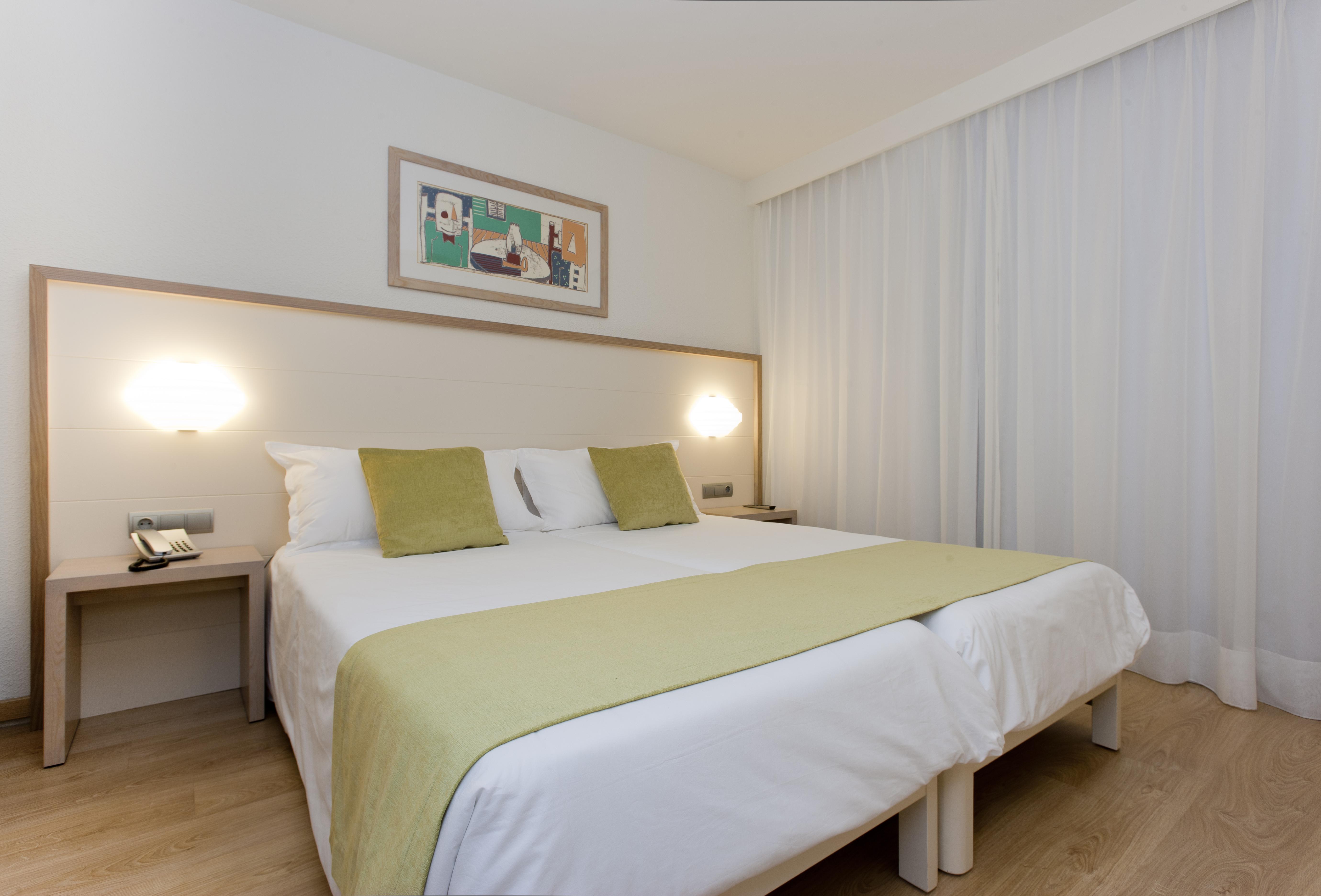 Insotel Cala Mandia Resort Eksteriør billede
